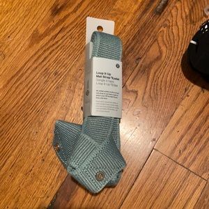 Lululemon loop it up mat strap
